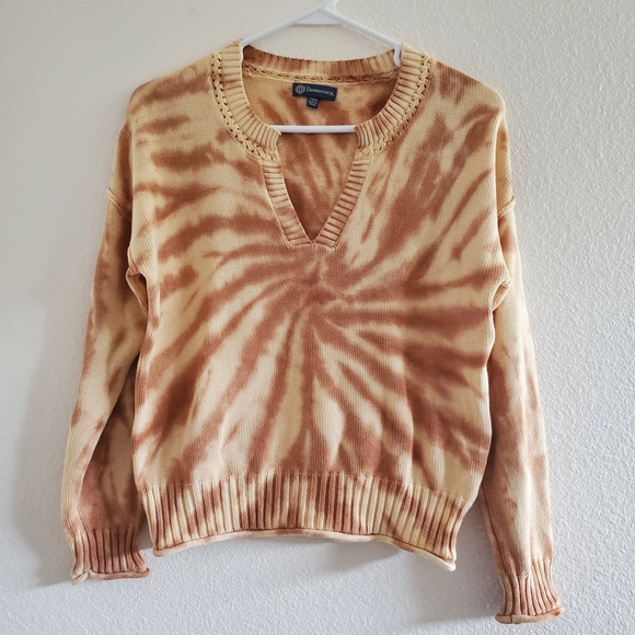 Democracy Sweaters - Democracy Tan and Brown Tie-Dye V-Neck Sweater